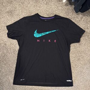 Nike LeBron James Palm Pattern Swoosh Shirt in Size XL